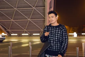 杨烁图片