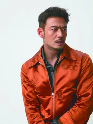 杨烁魅力熟男时尚杂志封面高清图片_4