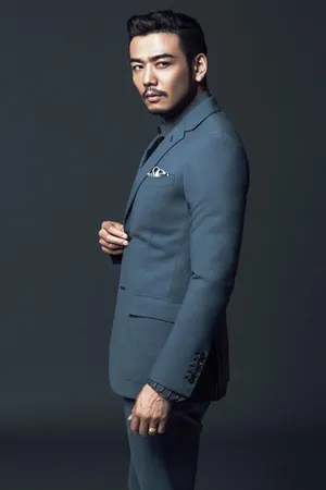 杨烁商务时尚型男写真图片_2