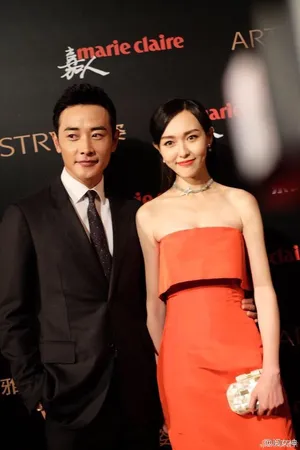 罗晋唐嫣公开恋情后甜蜜合体亮相太完美了_4