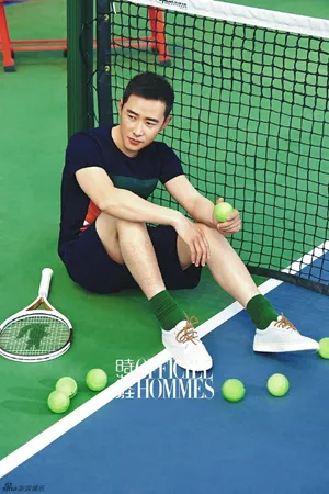 罗晋运动写真帅气随性又时髦写真图片