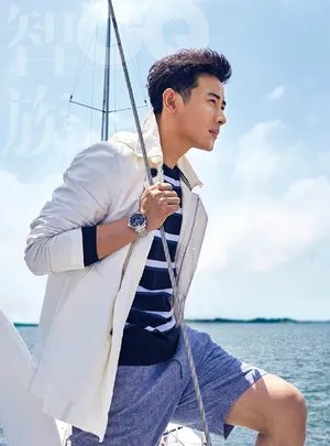 罗晋《GQ智族》时尚封面写真图片_3
