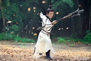 《封神》历时五个月的拍摄，扮演杨戬那一副“朝歌城危罗晋图片_1
