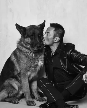 张涵予警犬男性荷尔蒙酷帅写真图片_3