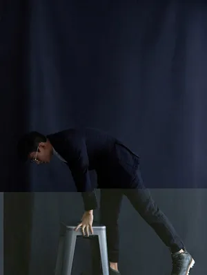 成毅黑色系酷帅魅力时尚杂志写真图片_5