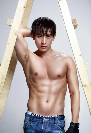 成毅性感撩人肌肉写真高清图片_2