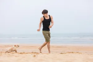 成毅与爱犬花样美图_3