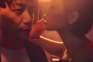 余男段奕宏性感暧昧时尚写真图片_2