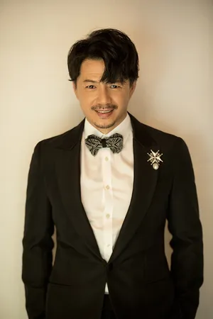 段奕宏西装魅力写真图片