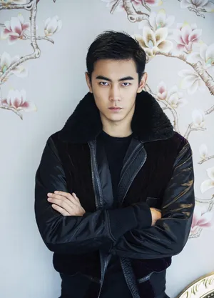 纪凌尘帅气型男魅力写真图片