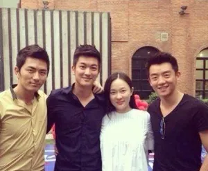 霍思燕接受男友杜江求婚现场照曝光_7