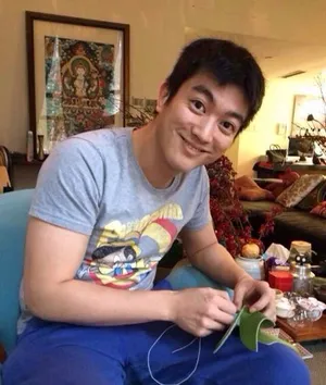 杜江晒缝婴儿鞋照霍思燕大赞帅气贤惠_2