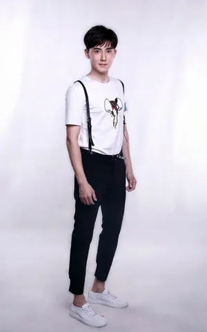 张睿清爽帅气节目剧照高清图片_2