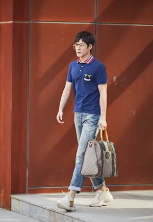 韩东君时尚街拍图片_2