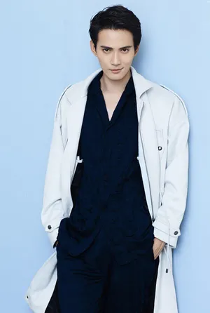 徐正溪帅痞型男时尚写真图片_3