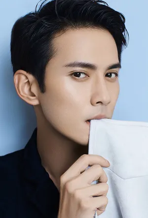 徐正溪帅痞型男时尚写真图片_4