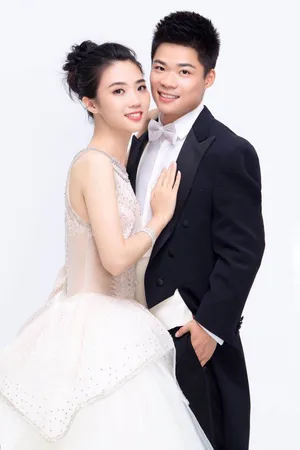 苏炳添婚纱照高清图片_3