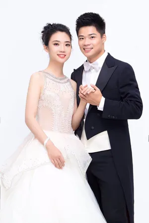 苏炳添婚纱照高清图片_5