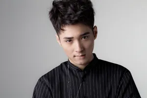何奉天青春帅气高清写真图片_7