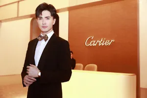 高伟光黑色西装礼服帅气写真图片_8
