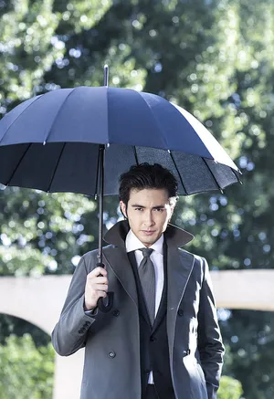 高伟光儒雅绅士风时尚写真图片_3