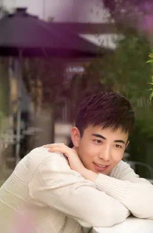 李川文艺暖男帅气写真高清图片_6
