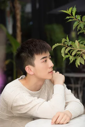 李川文艺暖男帅气写真高清图片_7
