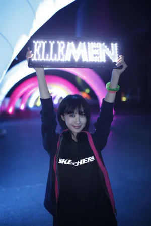 李菲儿运动潮范亮相与欧豪助阵热波电跑中国首站_2