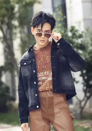 黄宥明帅气时尚街拍高清图片_3