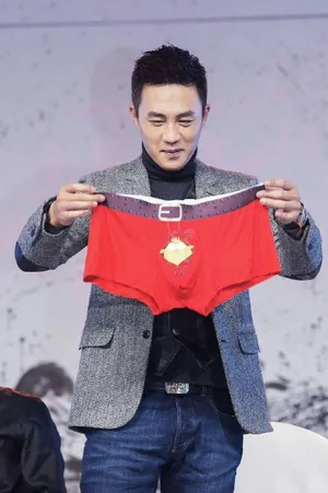 杜淳出席电影《罗曼蒂克消亡史》发布会活动图片_2