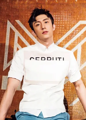 黄景瑜机车配型男时尚大片写真图片
