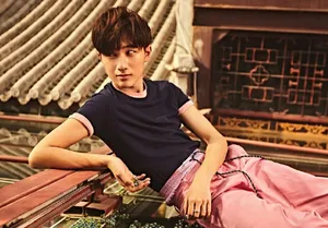 李宏毅休闲运动风时尚写真图片_3