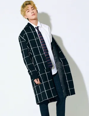 李宏毅帅气不羁时尚写真图片_1