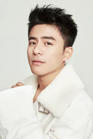 演员张植绿帅气时尚写真图片_2
