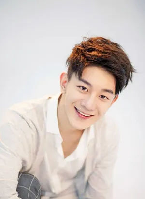 X玖少年团最新杂志写真图片