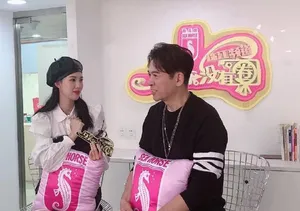 郭政鸿个人专辑帅气发布会现场照图片_6