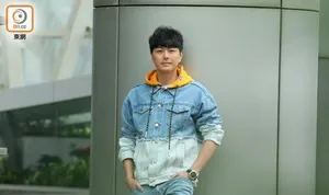 萧正楠牛仔套装写真图片_3