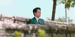 萧正楠《黃金有罪》剧照图片_5
