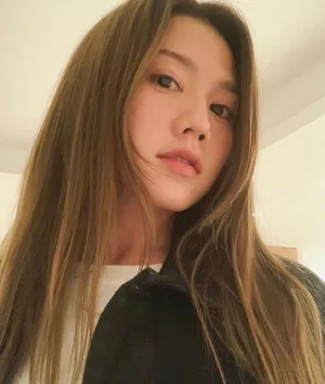 周秀娜妩媚妖娆性感长发写真_6
