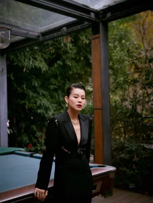 性感女神胡杏儿GQ写真图片_6