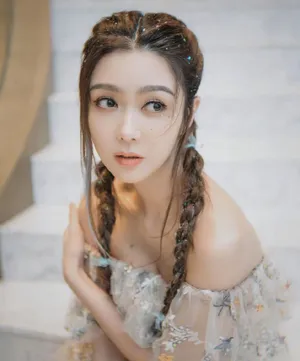 薛凯琪透明纱裙性感写真图片_3