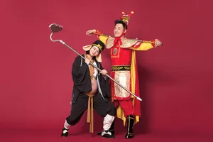 林峯张馨月一家孕期创意温馨幸福写真图片_3