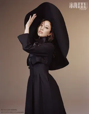 郑希怡湿发造型性感写真图片_7