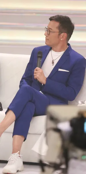 苗侨伟公益金慈善筹款活动照图片