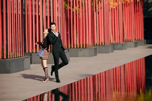 何超莲英伦学院风造型性感写真_5