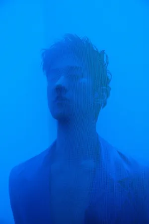 李治廷最新蓝色系视觉大片写真