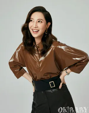 郑希怡母女合体杂志写真图片