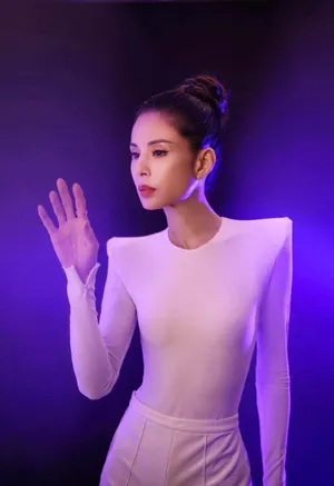 李若彤未来感A飒写真图片_3