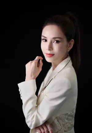 李若彤白西服优雅干练写真图片_5
