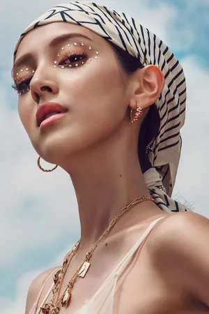 陈凯琳唯美野性婚纱写真照图片_3